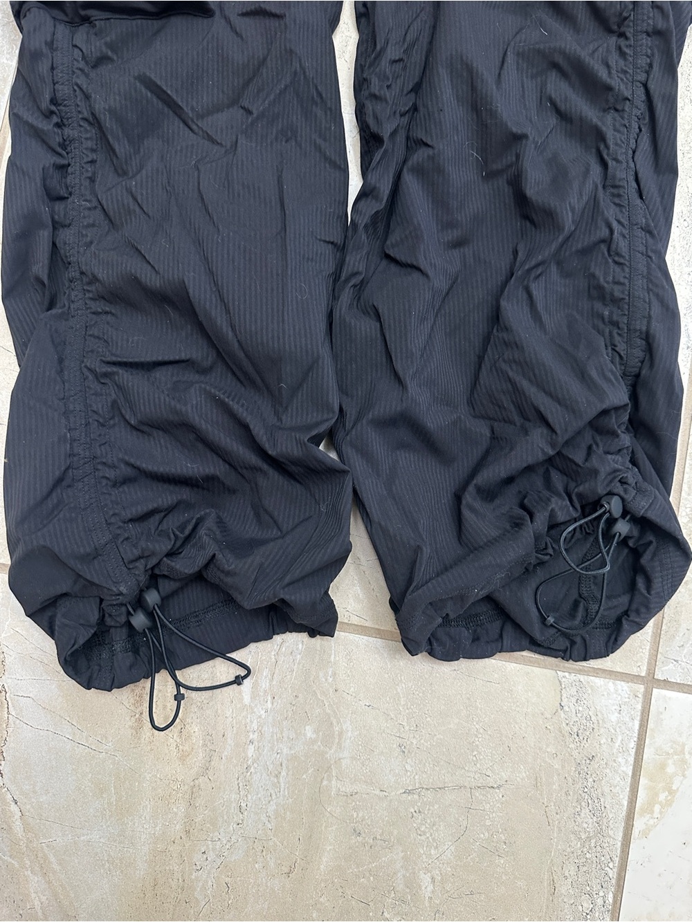 Lululemon Dance Studio Relaxed Fit cargo - Picture 3 of 4